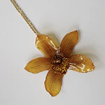 Collar Orquídea Ámbar