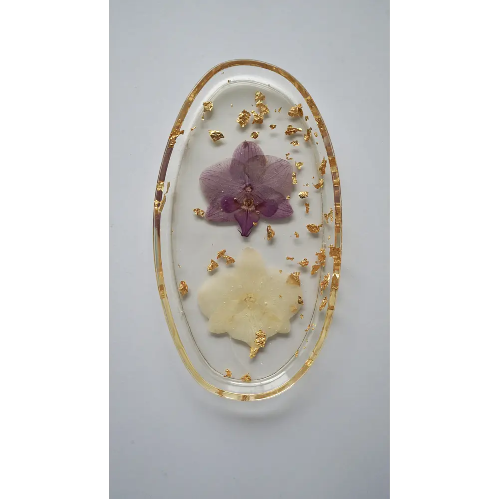 Joyero Ovalado de Resina con Orquídeas Naturales y Pan de Oro