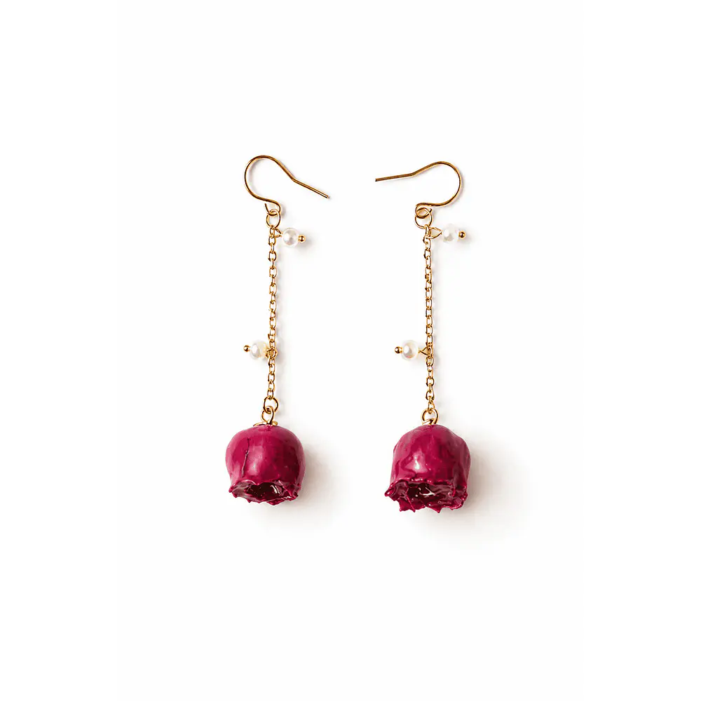 Aros de mini rosas fucsia naturales - Encapsulados en Resina