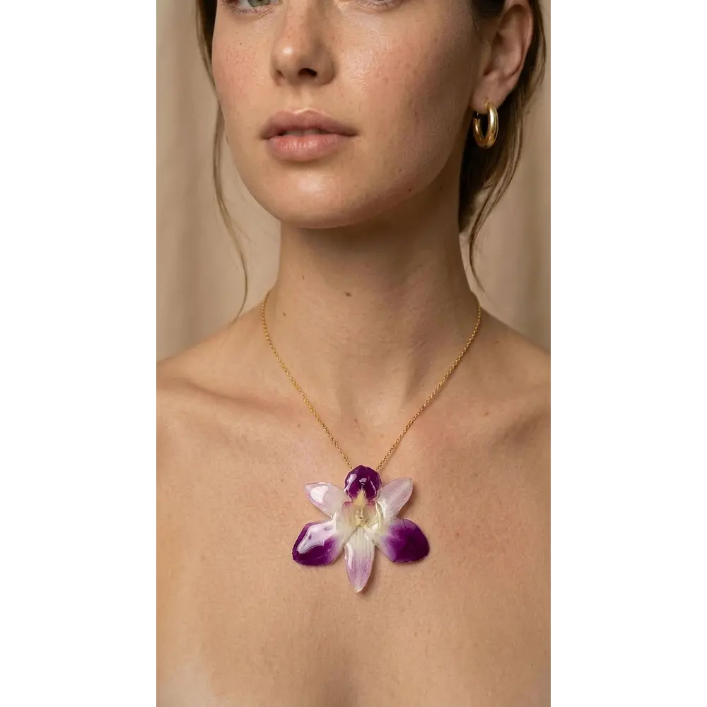 Orquídea Bicolor - Collar de Orquídea Natural en Resina
