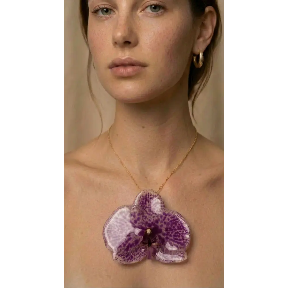 Collar Orquídea Print Natural - Encapsulada en Resina 