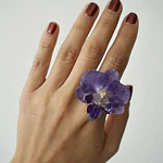 Anillo de Orquídea Morada Natural Preservada  | Cande Art