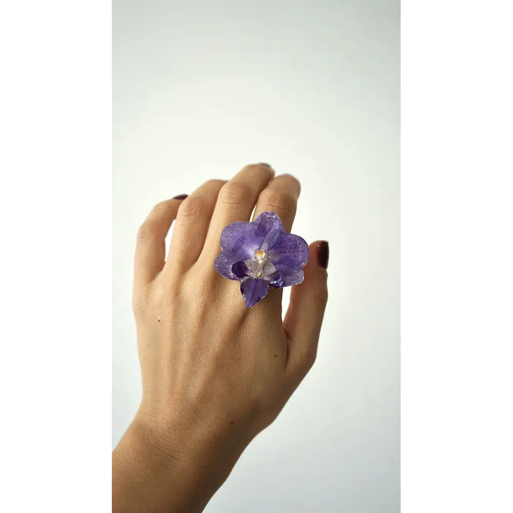 Anillo de Orquídea Morada Natural Preservada  | Cande Art