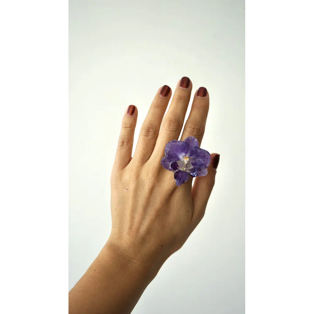 Anillo de Orquídea Morada Natural Preservada  | Cande Art