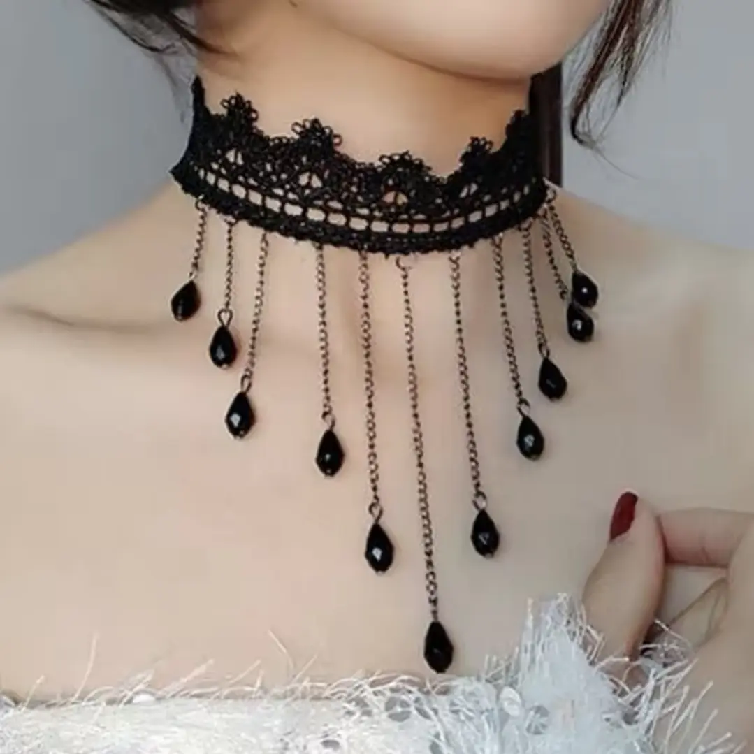 Choker Encaje con cadenas en cascadas 2