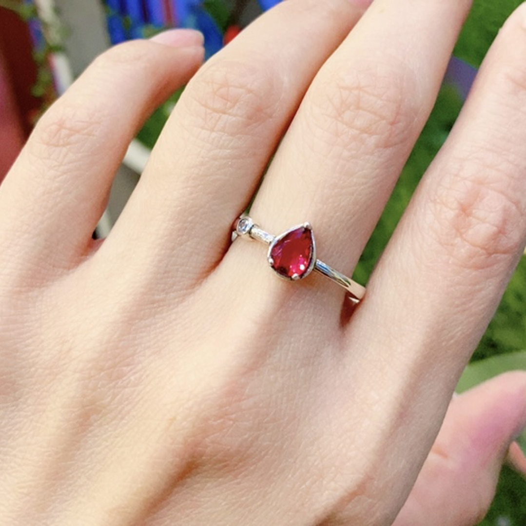 Anillo Gota Rubí  2