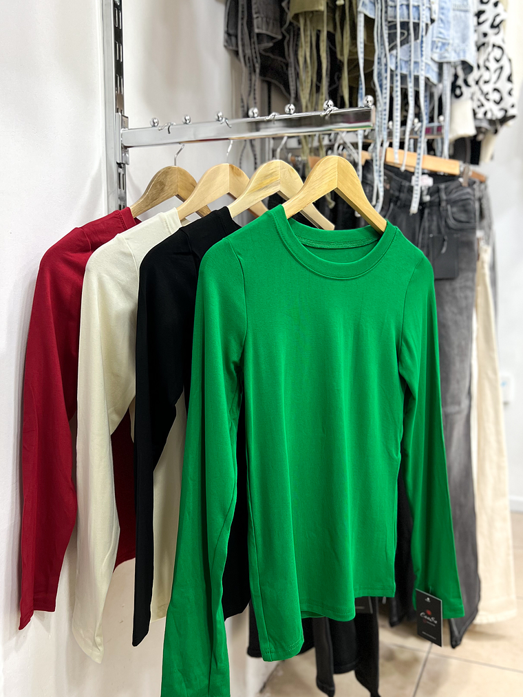 Polera manga larga 2