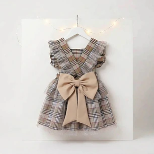 Vestido/Fofo Constança c/tule #XadrezBege com laço Rabo de Peixe #Bege