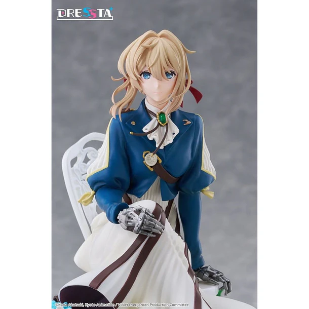 Violet Evergarden - Violet Evergarden Dressta 4