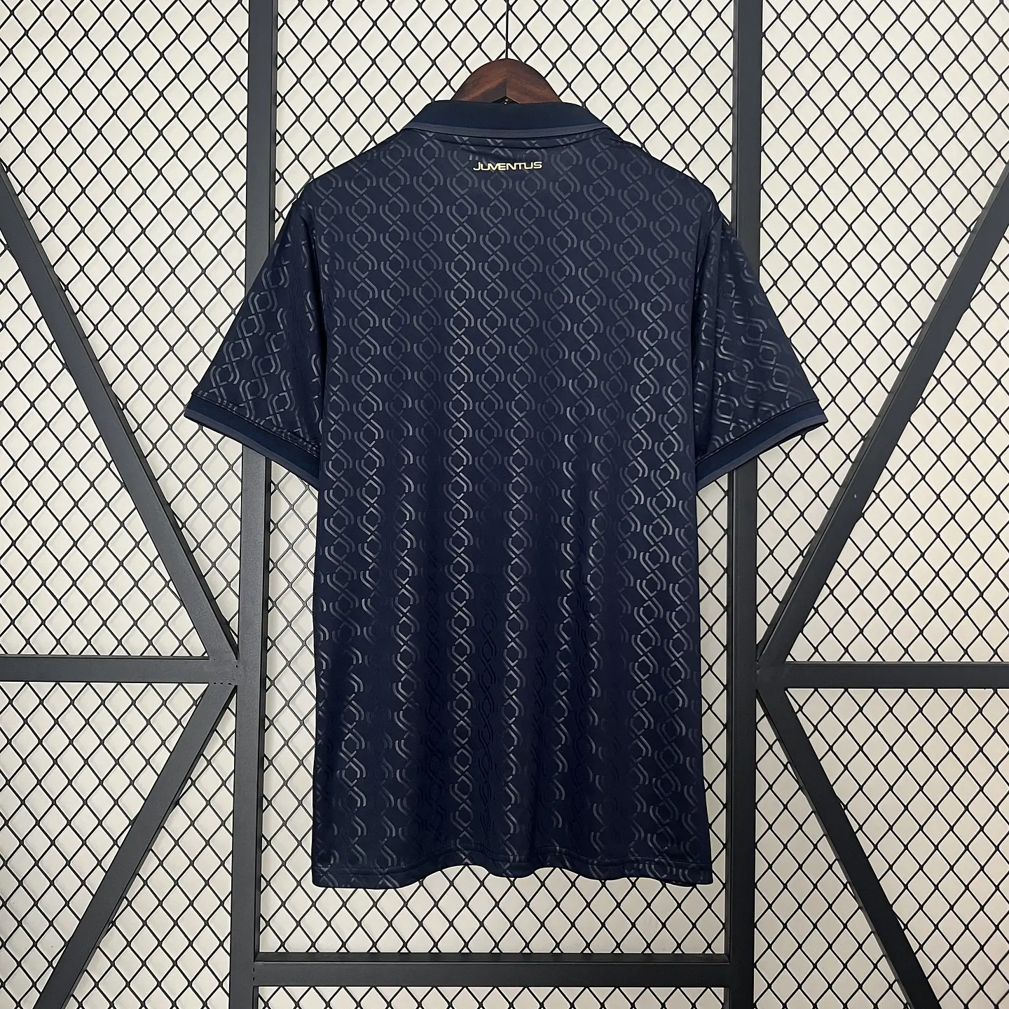 Camisola adidas Juventus FC Terceiro Equipamento 2024-2025 2