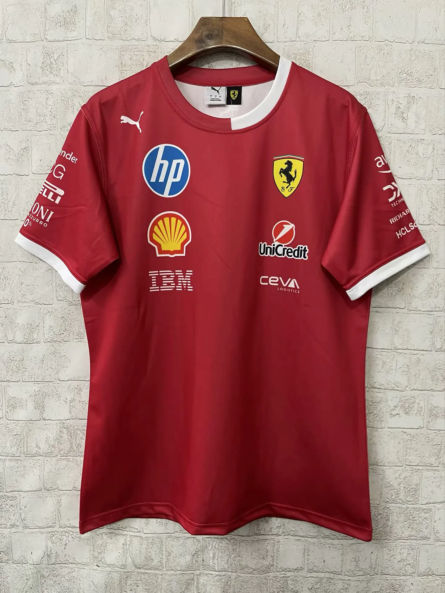 Camisola Ferrari 2025 1