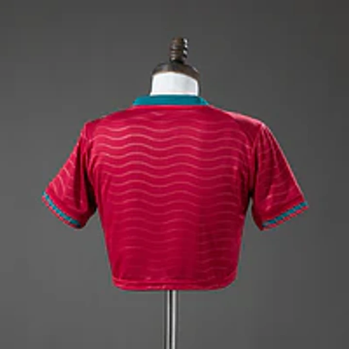 camisola Principal Portugal 2026 - Croptop Feminino 3