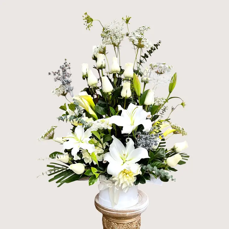 Arreglo Floral Grande 16 Rosas 1