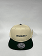 Gorra plana lisa 6p - Bicolor Beige x negro / Venezuela 3D - Miniatura 1