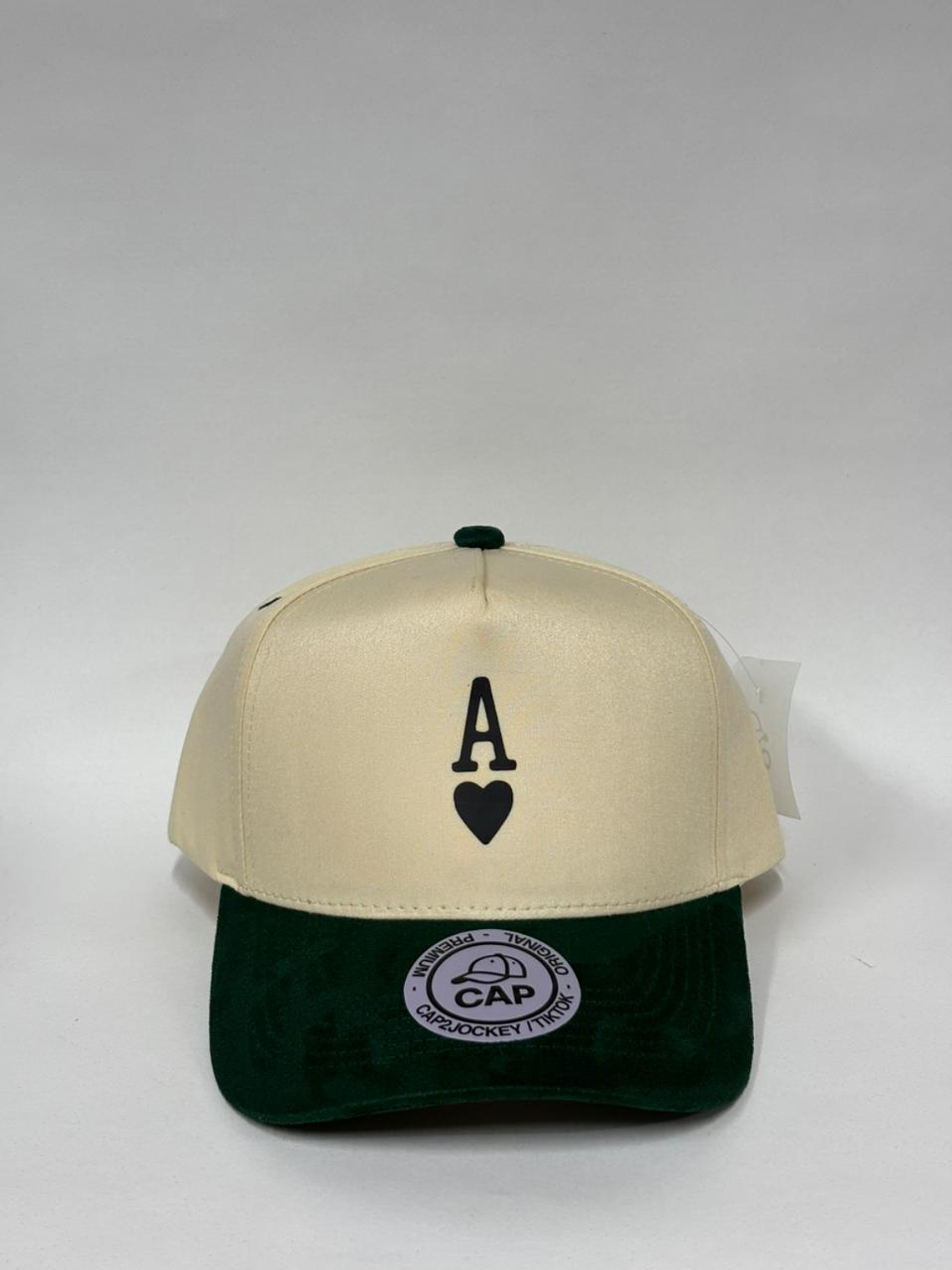 Gorra lisa gamuza 5p - beige x verde / A corazón  1