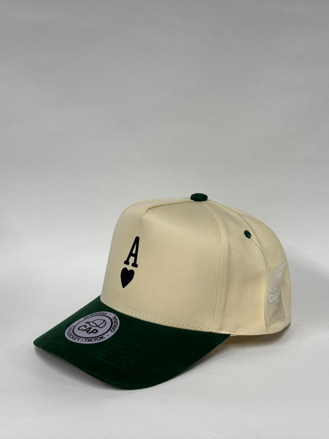 Gorra lisa gamuza 5p - beige x verde / A corazón  2