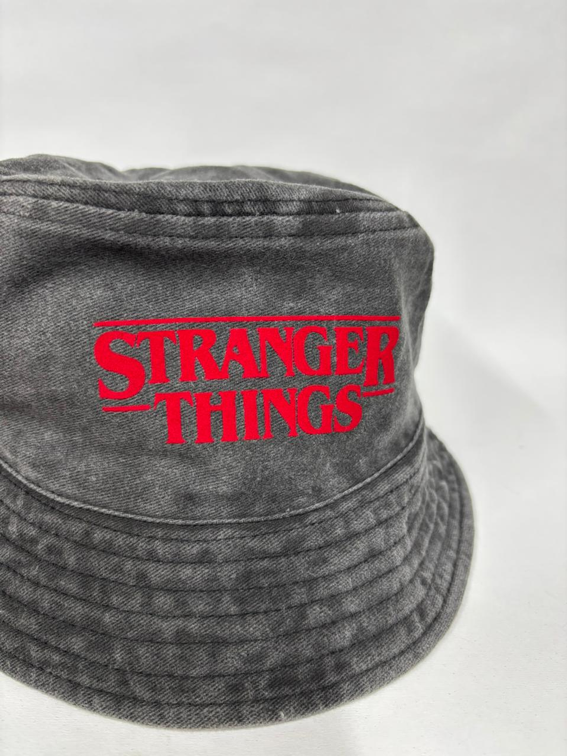 Gorro Bucket - Negro pre lavado / Stranger things  3