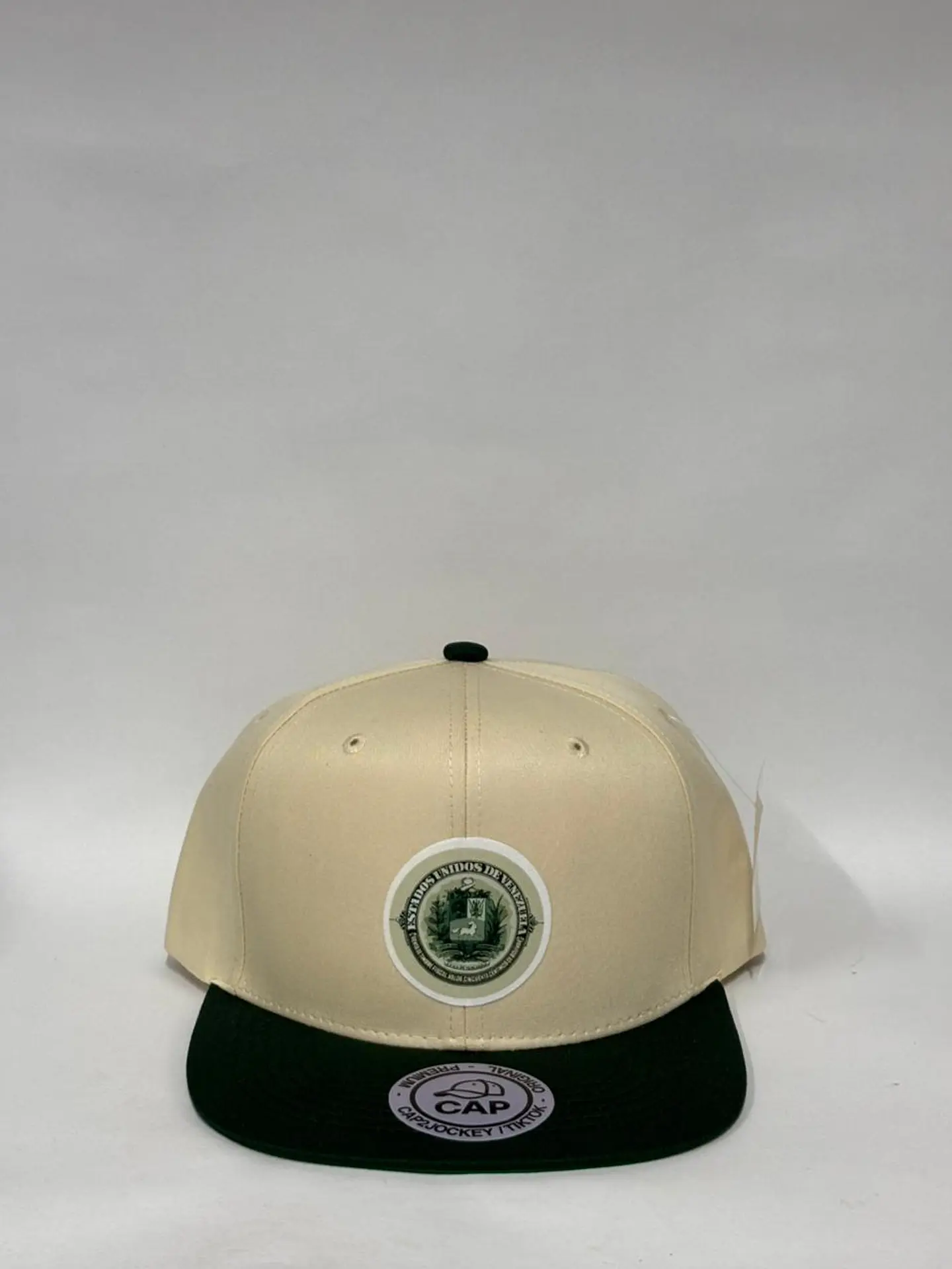 Gorra plana de lona 6p - Beige x verde / Sello Vintage de Vzla  1
