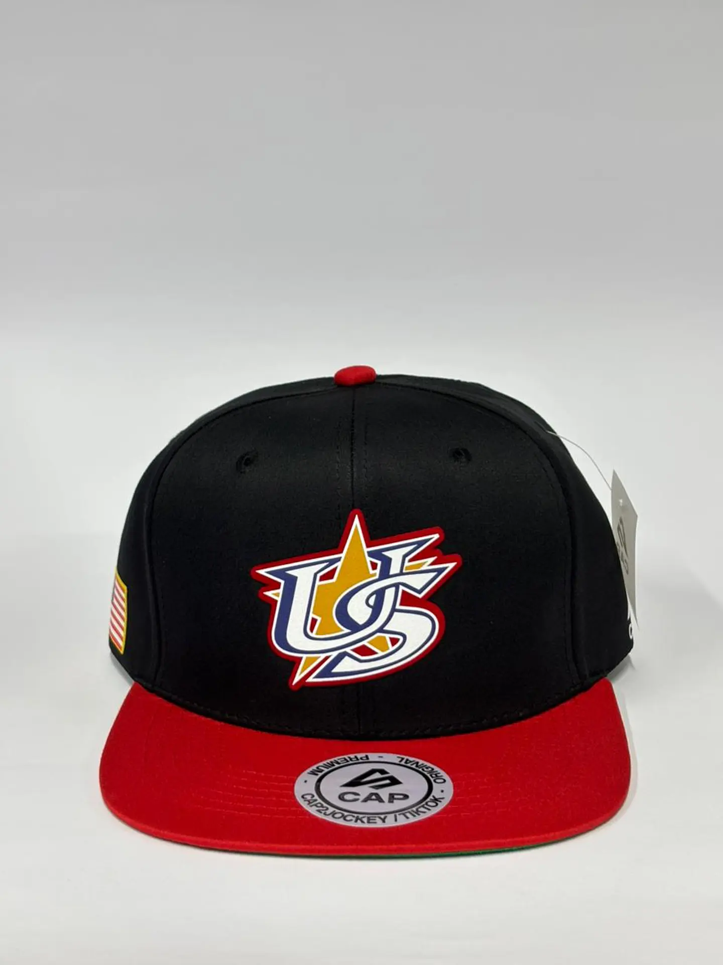 Gorra de lona 6p plana - Negro x rojo  / USA - CMB  1