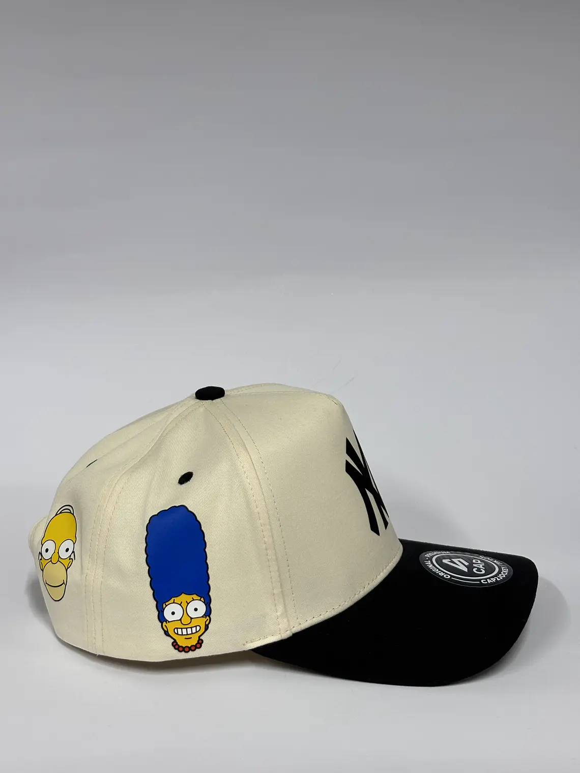 Gorra de lona 5p - beige x negro / NY x the simpsons  2
