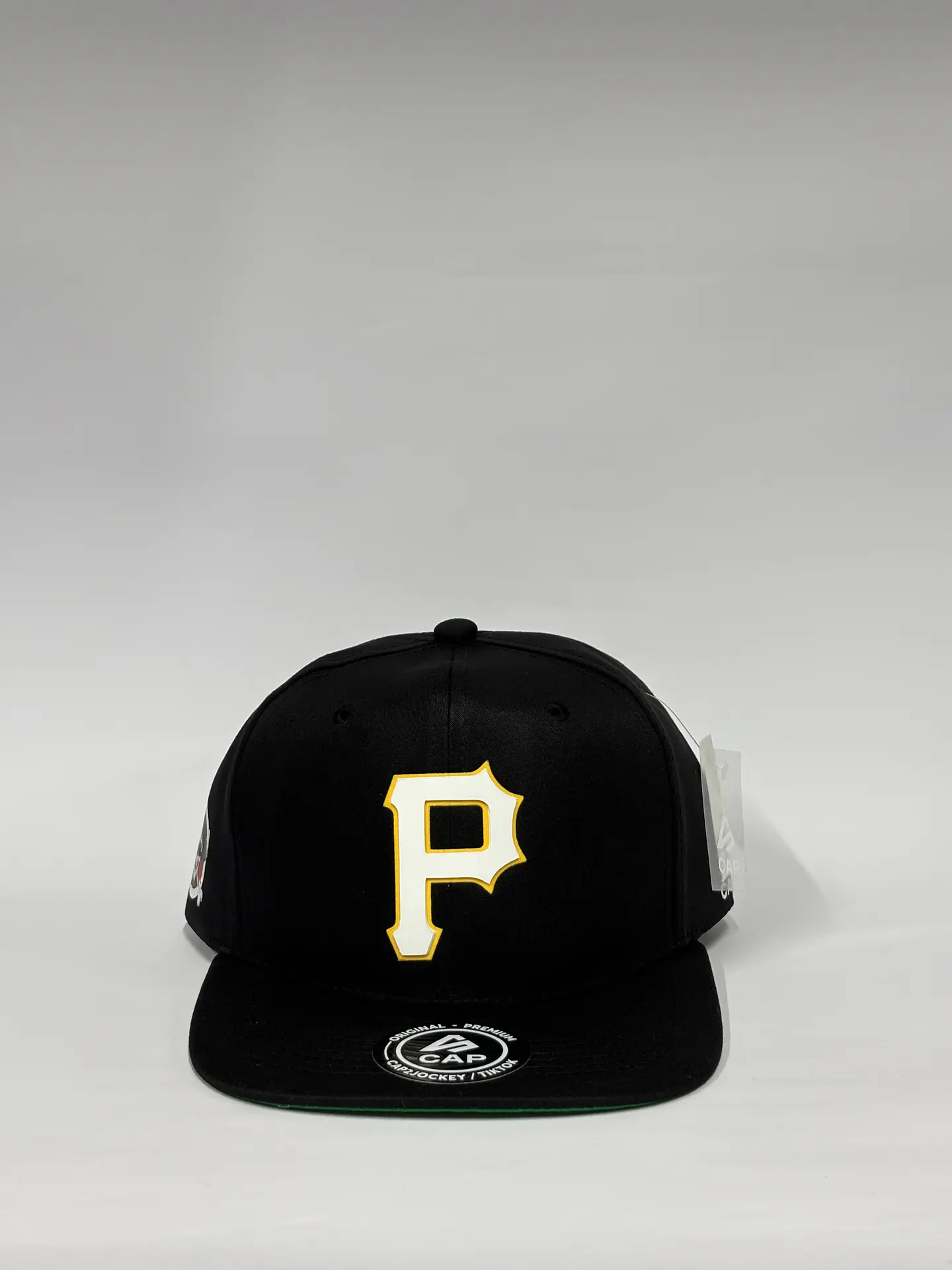 Gorra plana 6p lona - Negro / Piratas  1