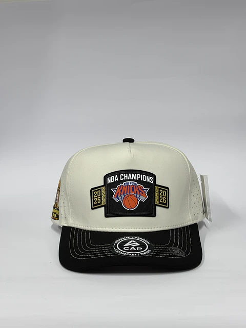 Gorra de lona 5p láser - Bicolor Blanco x Negro - Champions NBA Knicks 