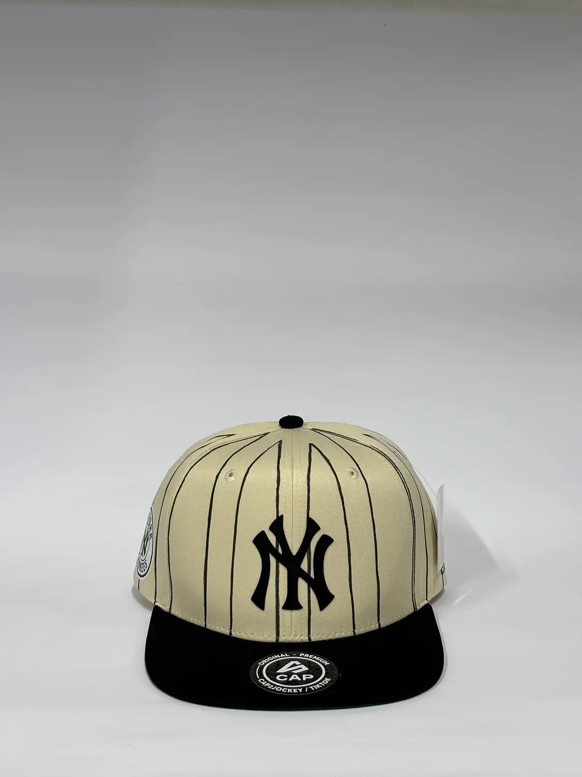 Gorra plana 6p / Bicolor Beige x Negro - NY vintage  1