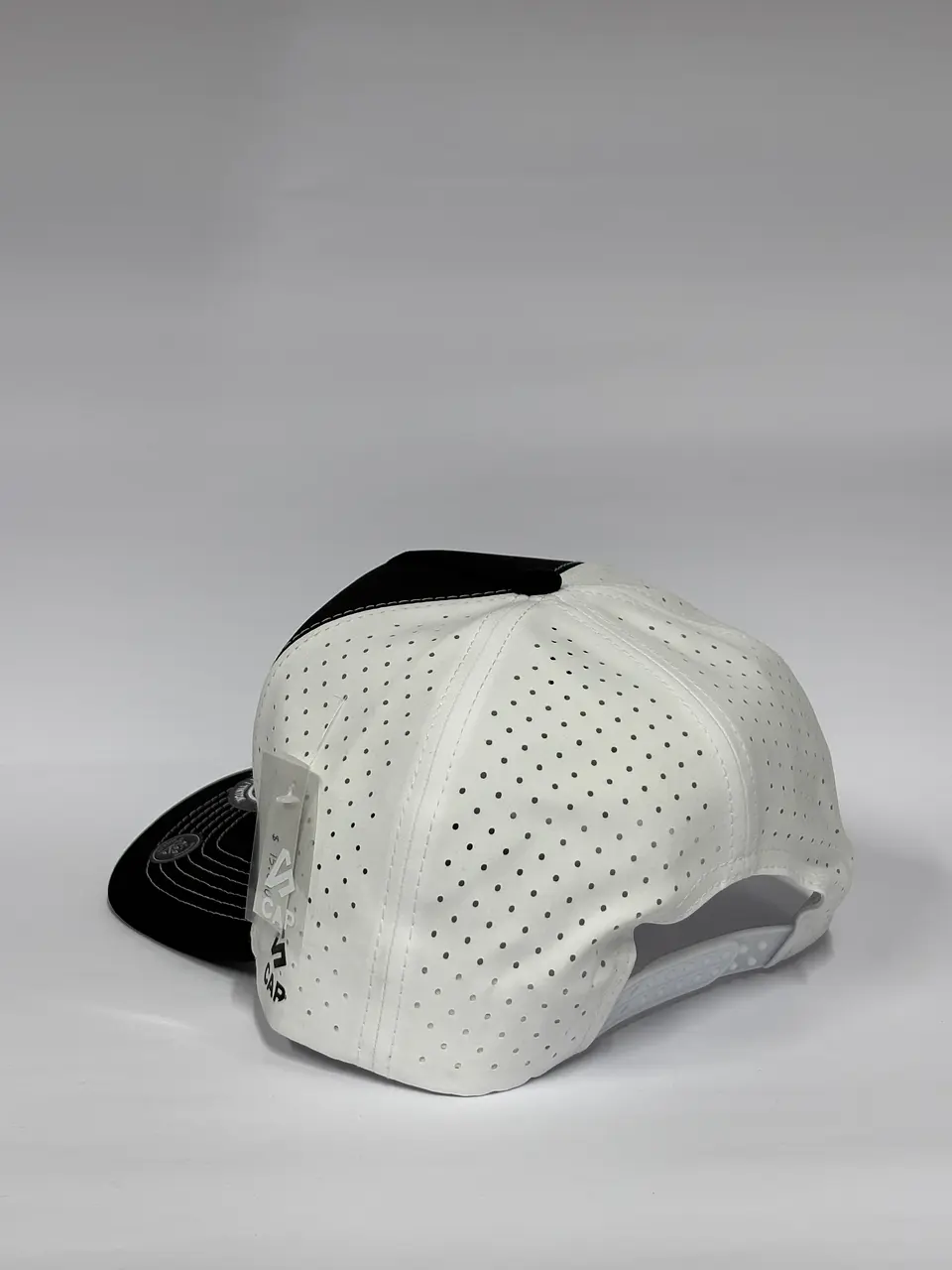 Gorra de lona 5p láser / Bicolor Negro x Blanco - Venezuela 24/06/26 3