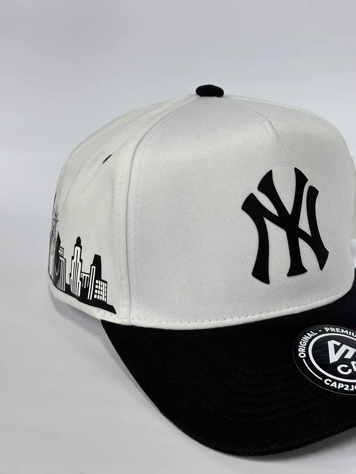 Gorra de lona 5p - Bicolor Blanco x Negro / NY City  3