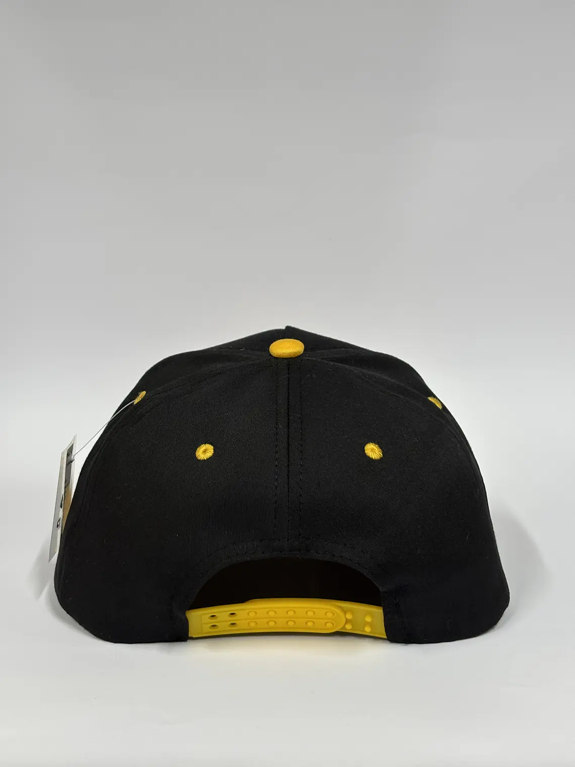 Gorra de lona 5p - Negro x amarillo / Patos Lucas WB Looney Tunes  4