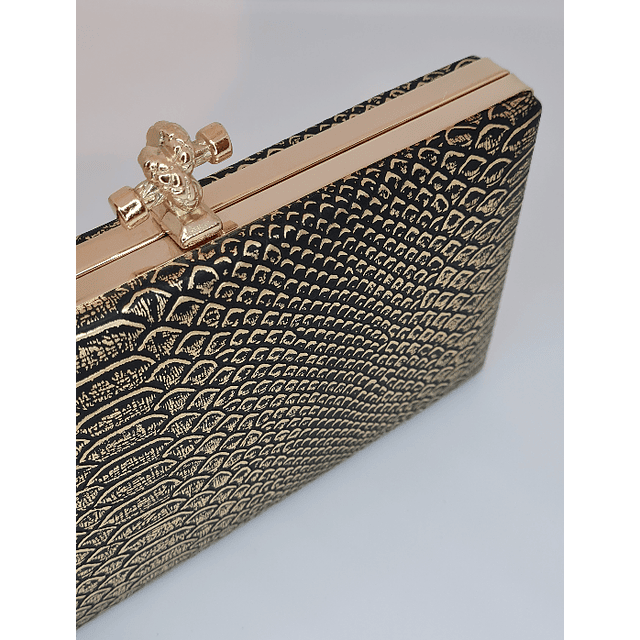 Clutch Negro con dorado