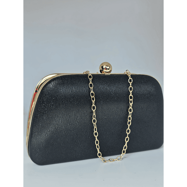 Clutch negro con dorado