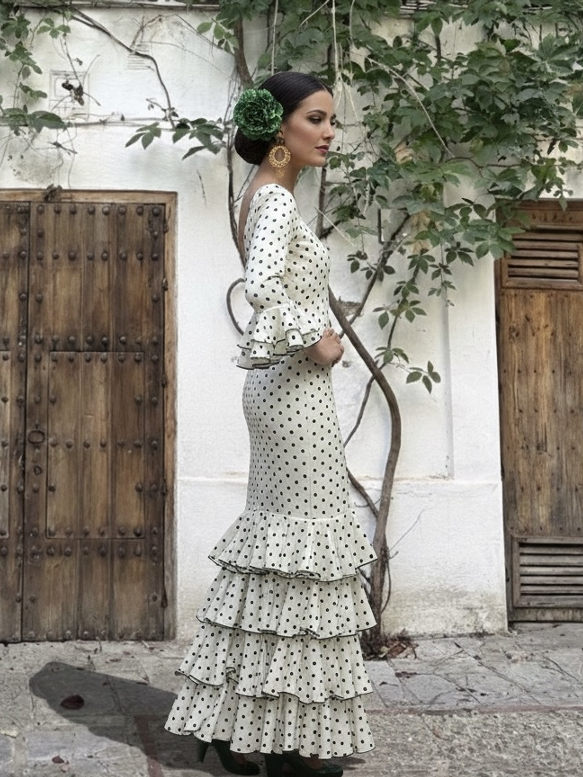 VESTIDO LUCÍA CREMA LUNAR VERDE 2