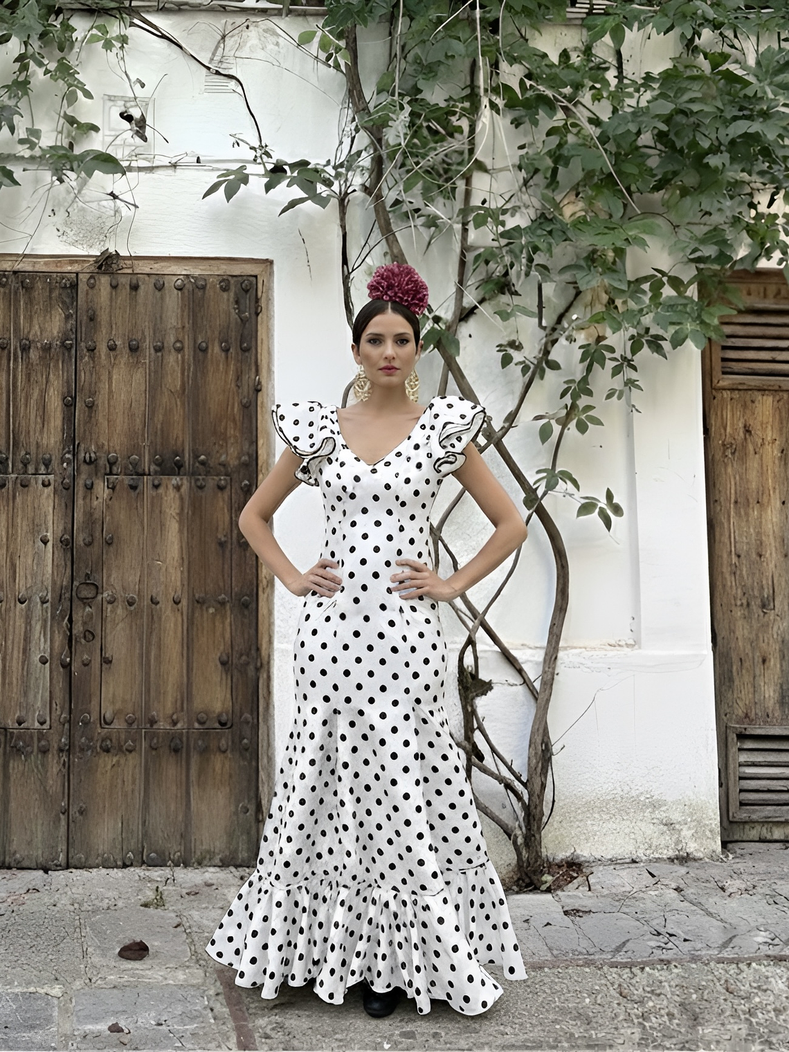 BATA BLANCA LUNAR NEGRO MEDIANO 1