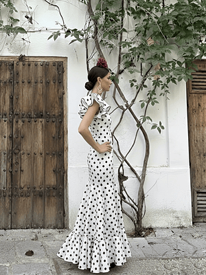 BATA BLANCA LUNAR NEGRO MEDIANO