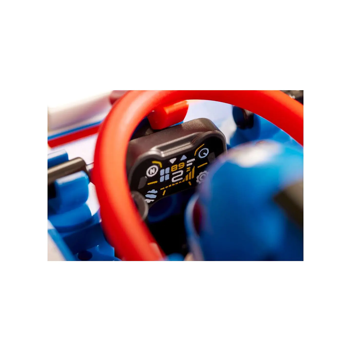 LEGO Speed Champions Visa Cash App RB VCARB 01 F1 Race Car (77246) 6