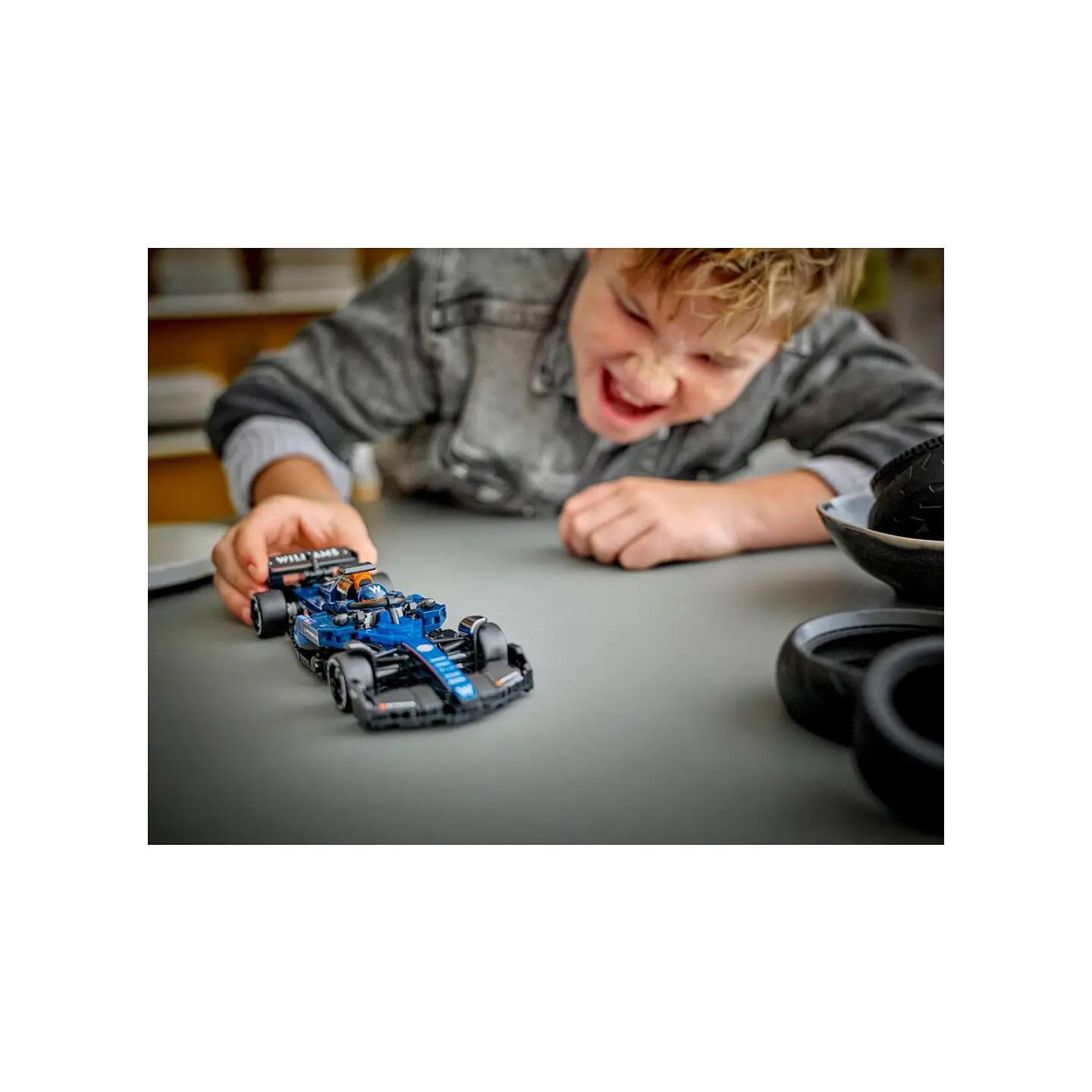 LEGO Speed Champions Williams Racing FW46 F1 Race Car (77249) 5