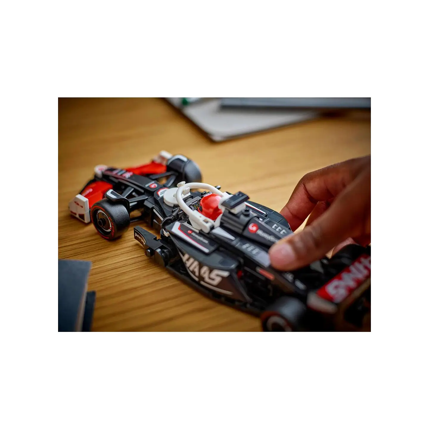 LEGO Speed Champions MoneyGram Haas F1 Team VF-24 Race Car (77250) 5