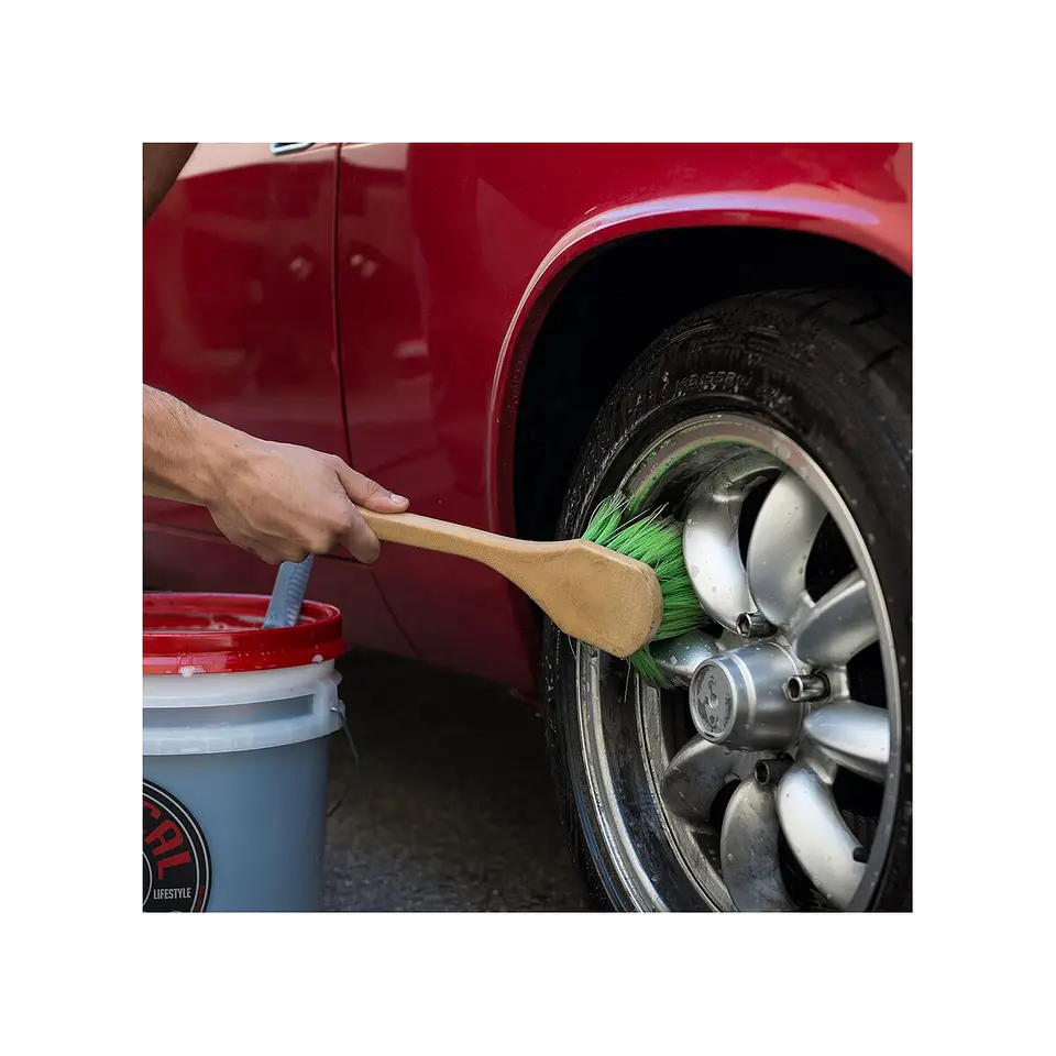 Chemical Guys Long Handle Body & Wheel Brush 3