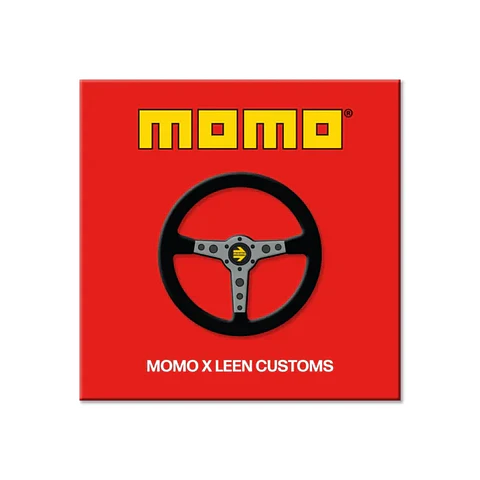 MOMO x Leen Prototipo Pin de Colección