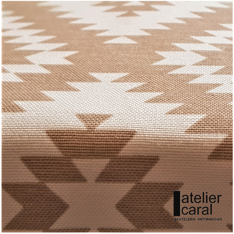 ÉTNICO<br>BEIGE<br>mantel rectangular<br>1,8 x 2,7 m<br><br>[ a confección ]<br>[ llega 7 · 9 días ]