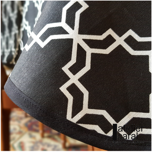 KHATAM NEGRO mantel largo 3,7 m