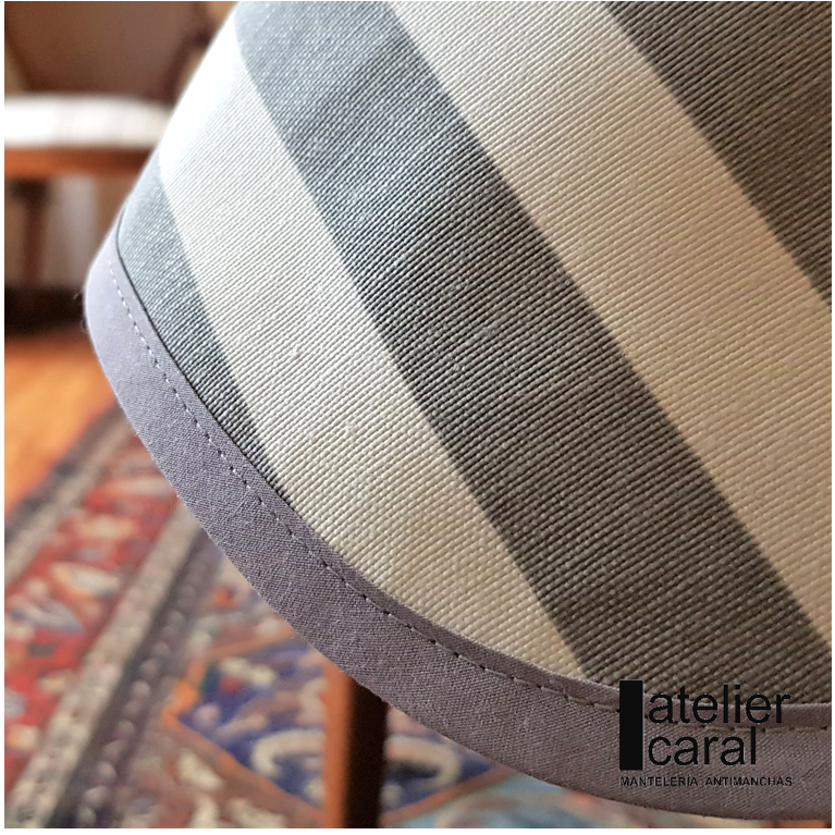 RAYAS GRIS mantel 1,5 x 2,1 m antimanchas