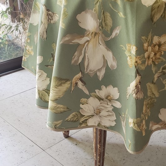 MAGNOLIAS PISTACHO ⚫ 1,7 · 1,8 m 