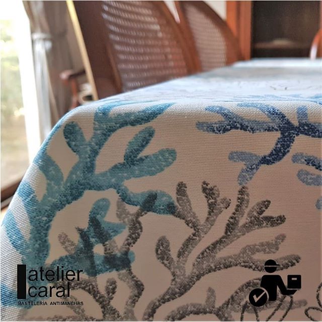 CORAL AZUL mantel largo 2,7 m antimanchas