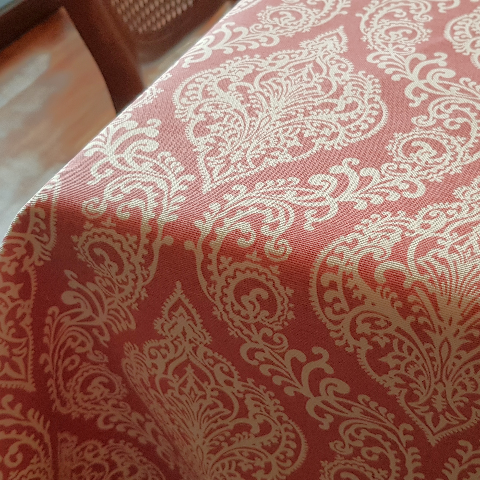 VICTORIAN<br>CORAL<br>mantel rectangular<br>1,8 x 2,7 m