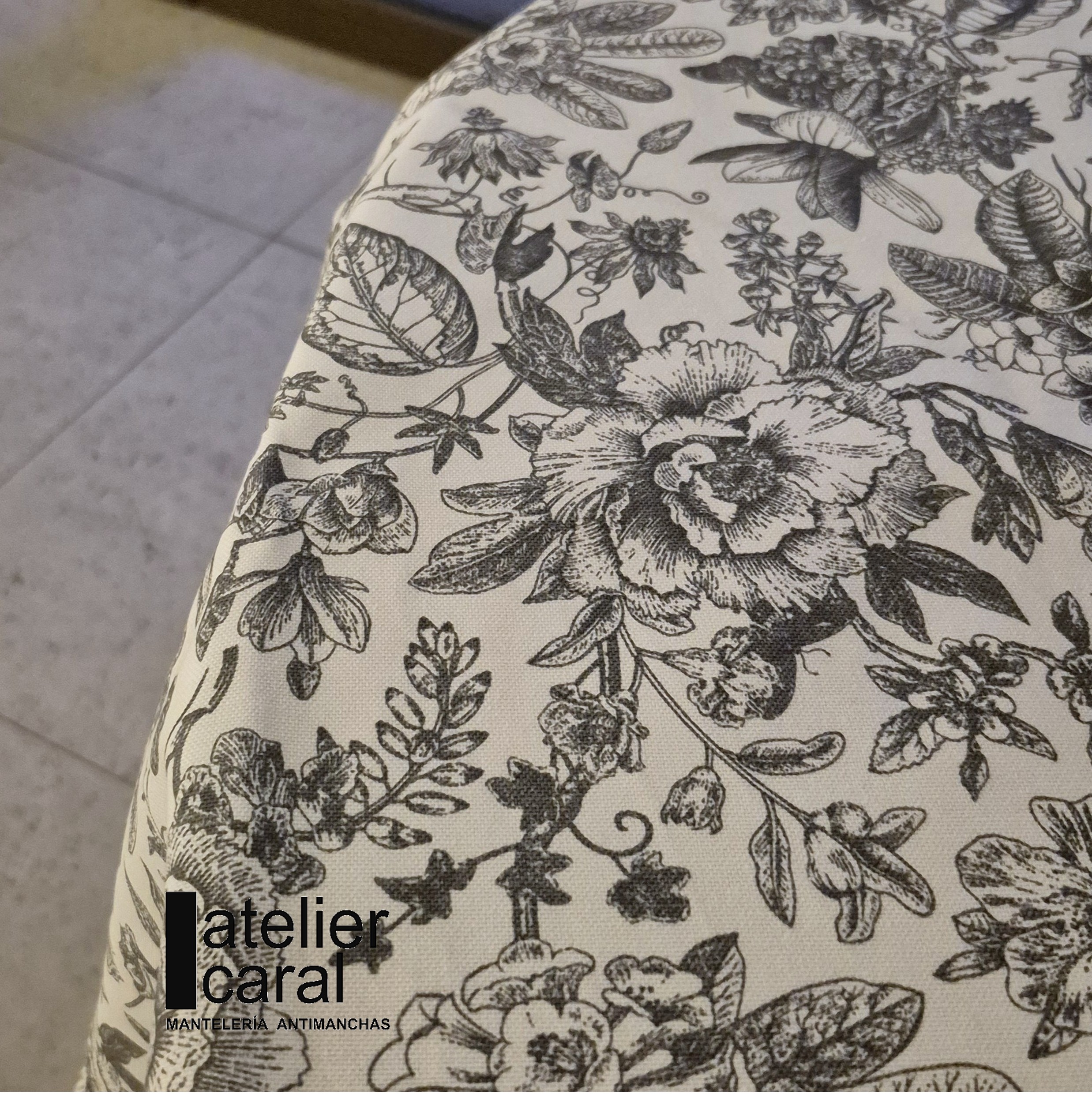 FLORAL VINTAGE gris