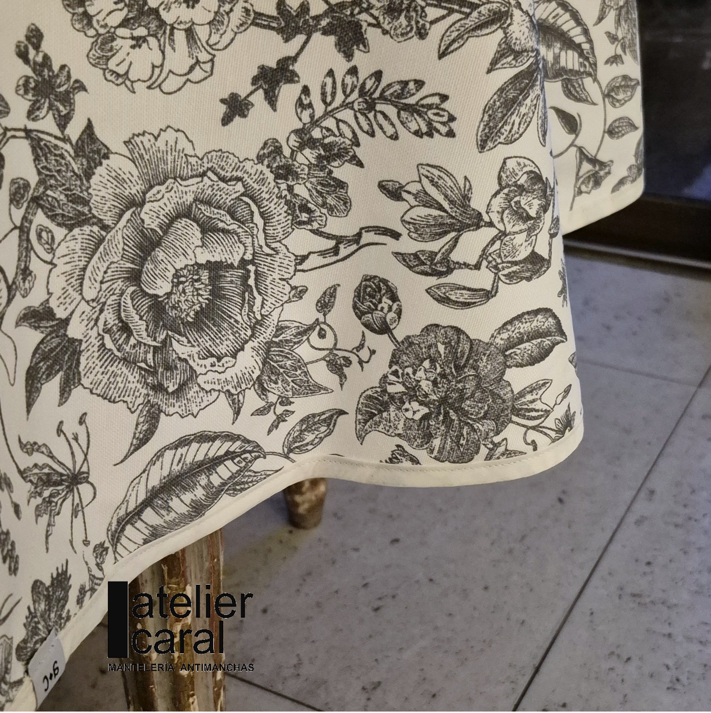 FLORAL VINTAGE gris