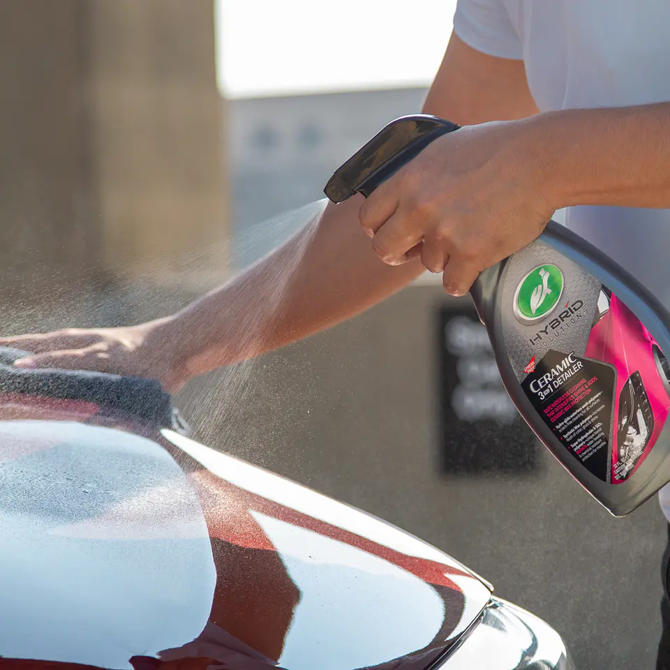 Cera con cerámico en spray 3-en-1 Detailer 946mL 3