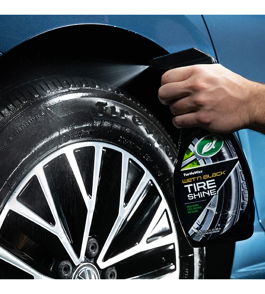 Abrillantador de Llantas en Spray Wet'n Black Tire Shine 680mL